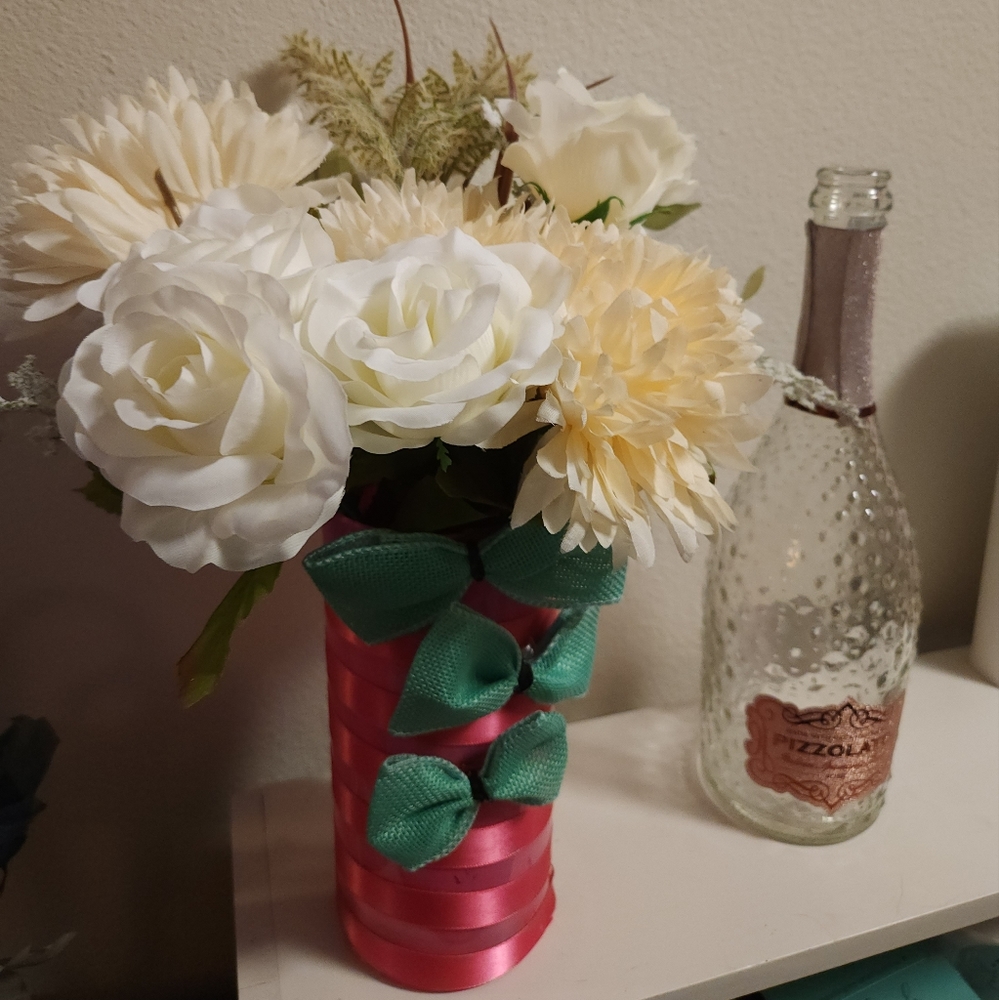 Pink ribbon vase and flowers!